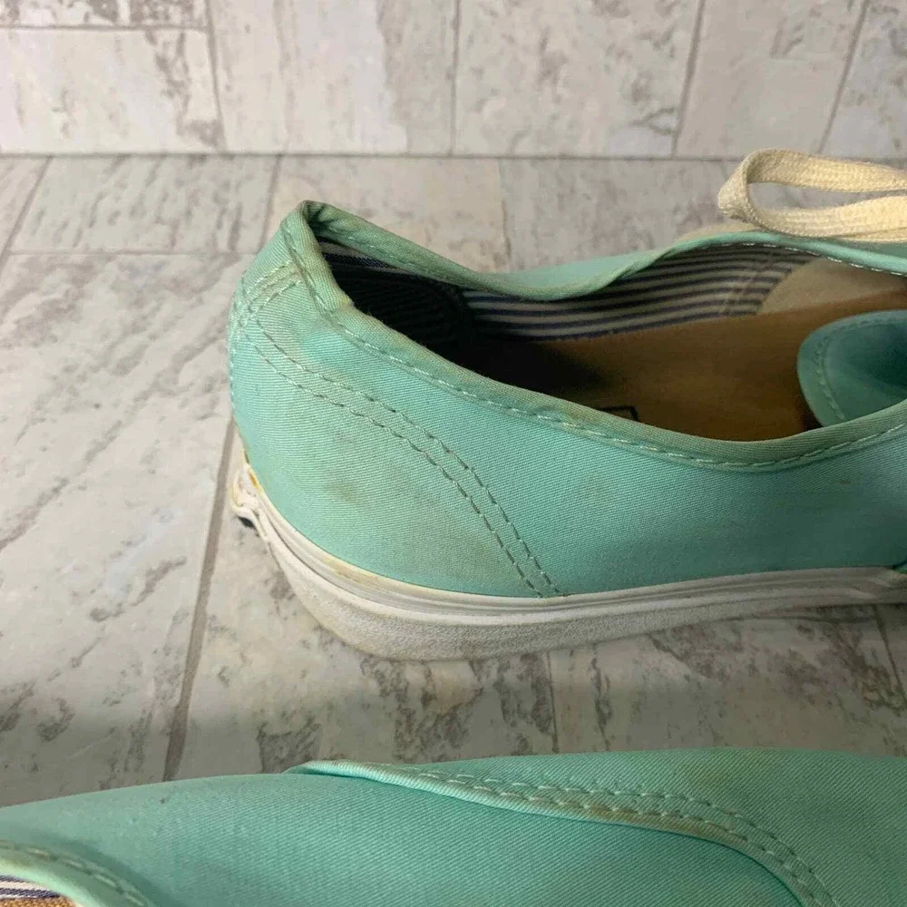 Vans Sneaker Shoes Mens Size 10 Green Canvas Lace Up Low Top Closed Toe Casual‎